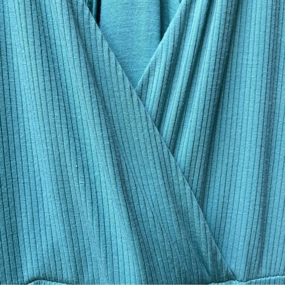 Revamped Maxi Dress Size Medium - Picture 6 of 6